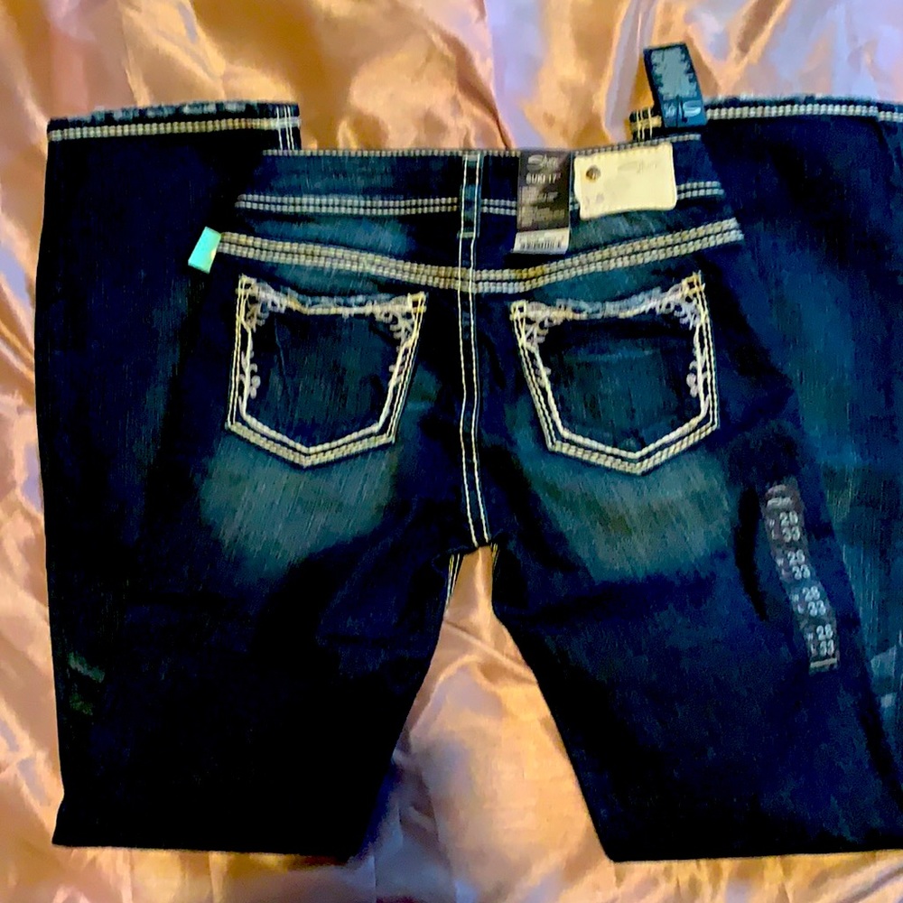 Silver Jeans Suki W28 L33 NWT